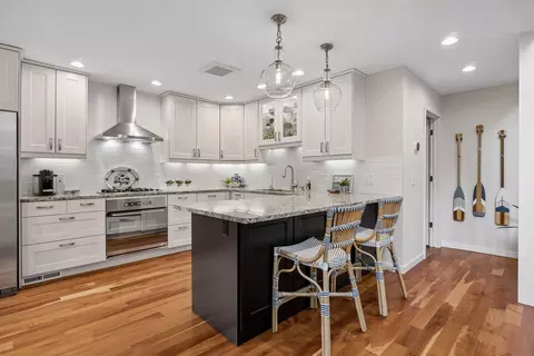 5724 Duncan Ln, Edina, MN 55436