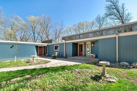 Exterior - 7481 Long Lake Rd, Willmar, MN 56201 photo 10 of 15