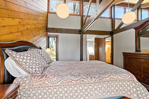 Bedroom - 7481 Long Lake Rd, Willmar, MN 56201 photo 3 of 8