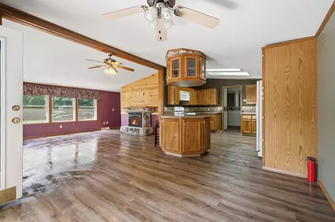 Living - 7794 Gilbert Ln, Brainerd, MN 56401 photo 3 of 3