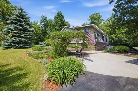 Exterior - 7794 Gilbert Ln, Brainerd, MN 56401 photo 12 of 21