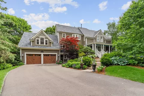607 Ivy Falls Ave, Mendota Heights, MN 55118