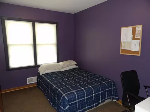 Bedroom - 1920 2nd Ave SE, Austin, MN 55912 photo 2 of 3