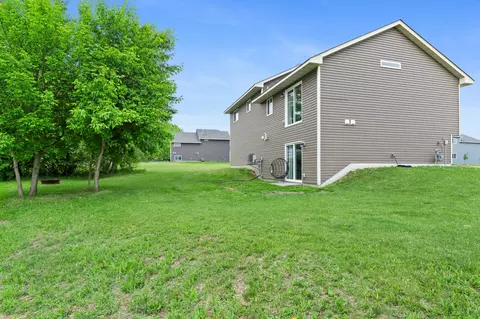 Exterior - 840 Highview Loop SE, Pine City, MN 55063 photo 6 of 9
