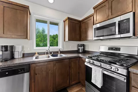 Kitchen - 840 Highview Loop SE, Pine City, MN 55063 photo 3 of 3