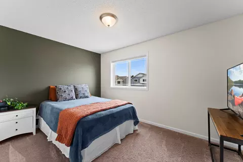 Bedroom - 840 Highview Loop SE, Pine City, MN 55063 photo 4 of 6