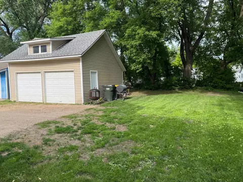 Exterior - 615 18th St SW, Willmar, MN 56201 photo 5 of 8