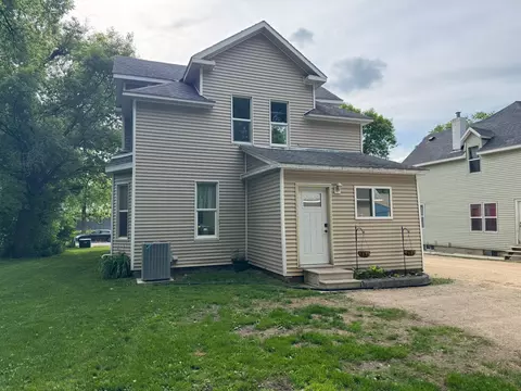 Exterior - 615 18th St SW, Willmar, MN 56201 photo 4 of 8