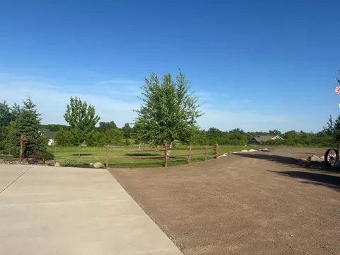 Exterior - 15520 73rd St, Milaca, MN 56353 photo 5 of 16