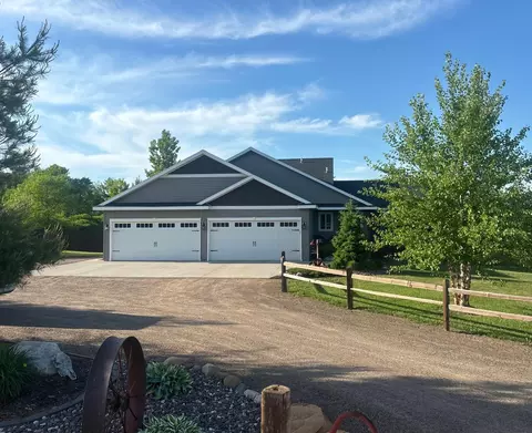 15520 73rd St, Milaca, MN 56353