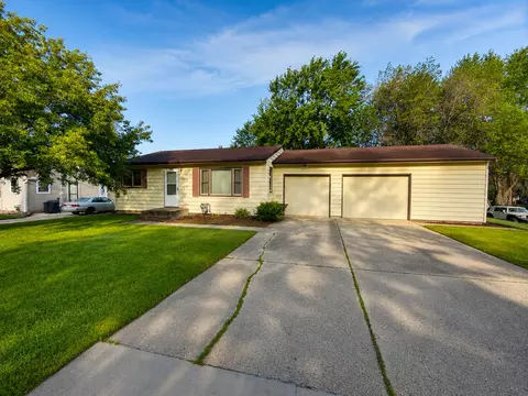 1238 Bigelow Ave, Owatonna, MN 55060