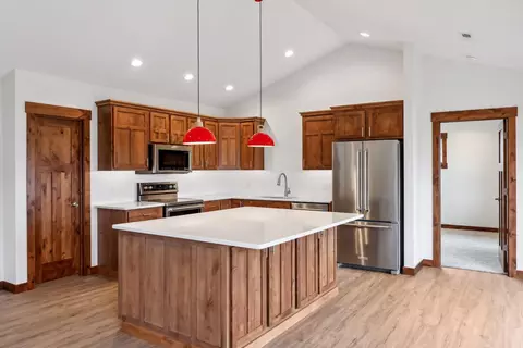 Kitchen - 745 165th St, Hammond, WI 54015 photo 3 of 7