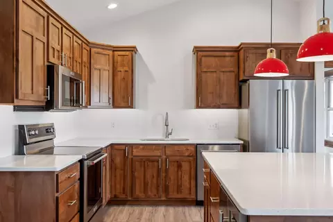 Kitchen - 745 165th St, Hammond, WI 54015 photo 2 of 7
