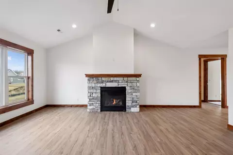 Living - 745 165th St, Hammond, WI 54015 photo 3 of 4