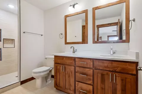 Bath - 745 165th St, Hammond, WI 54015 photo 1 of 2