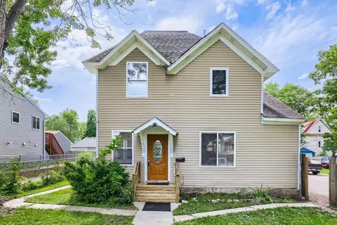 2724 17th Ave S, Minneapolis, MN 55407