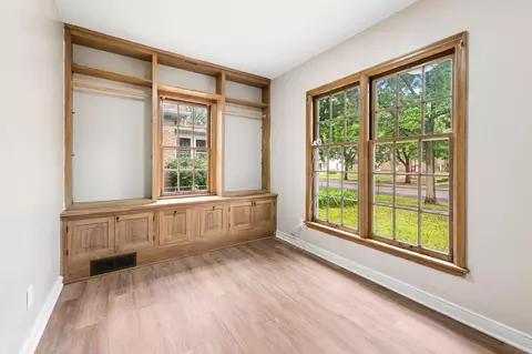 Living - 704 8th Ave S, Saint Cloud, MN 56301 photo 3 of 7