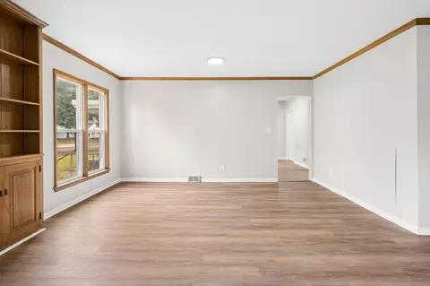 Living - 704 8th Ave S, Saint Cloud, MN 56301 photo 4 of 7