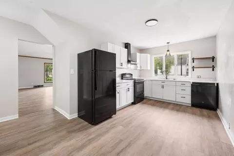 Kitchen - 704 8th Ave S, Saint Cloud, MN 56301 photo 1 of 6