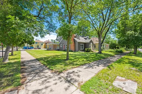 Exterior - 704 8th Ave S, Saint Cloud, MN 56301 photo 3 of 5