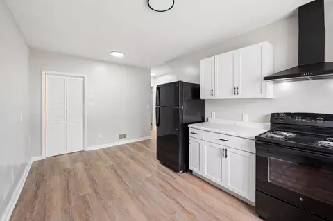 Kitchen - 704 8th Ave S, Saint Cloud, MN 56301 photo 4 of 6