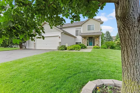 2721 Pampas Ct, Shakopee, MN 55379