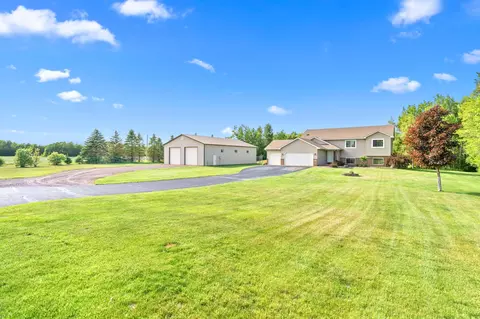 34215 Grange Cir, Stacy, MN 55079