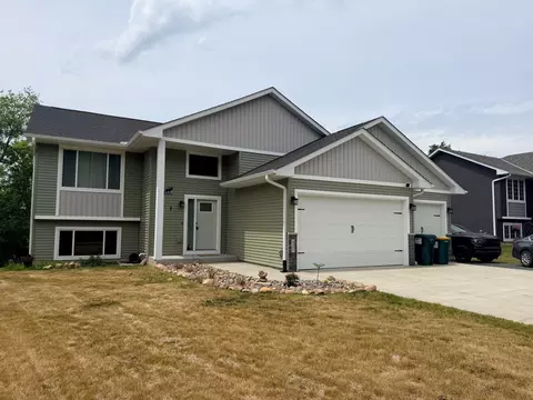 437 Woodale Ave, Saint Croix Falls, WI 54024