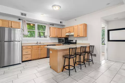 2827 Bryant Ave N #2, Minneapolis, MN 55411