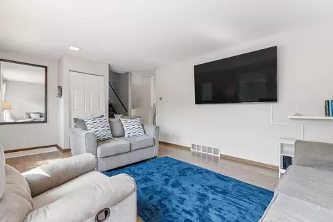 Living - 201 3rd St E, Tracy, MN 56175 photo 4 of 7