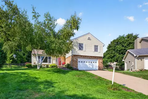 2217 Regent Ln SW, Rochester, MN 55902