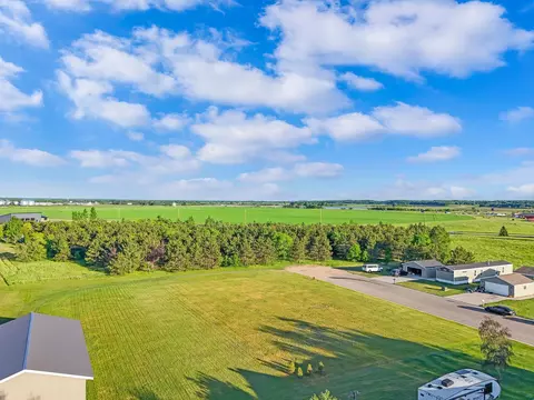707 4th St SE, Perham, MN 56573 photo 5