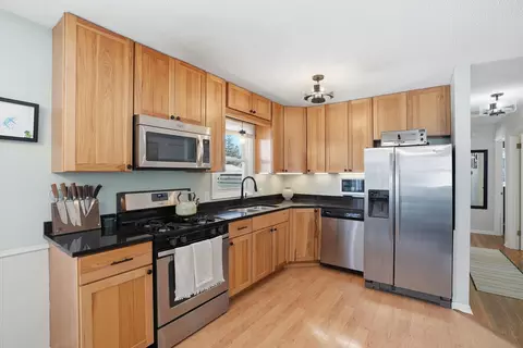 1783 Pinewood Dr, Shoreview, MN 55126