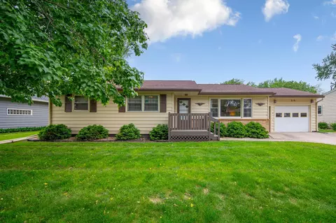 219 Floral Ave, Mankato, MN 56001