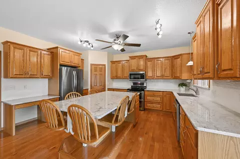 Kitchen - 2201 Saddlebrook Rd, Buffalo, MN 55313 photo 2 of 3
