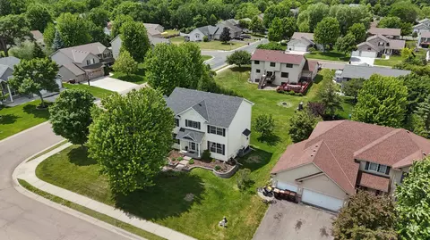 2201 Saddlebrook Rd, Buffalo, MN 55313