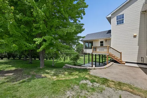 Exterior - 2201 Saddlebrook Rd, Buffalo, MN 55313 photo 6 of 10