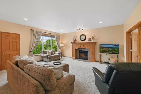 Living - 2201 Saddlebrook Rd, Buffalo, MN 55313 photo 1 of 6
