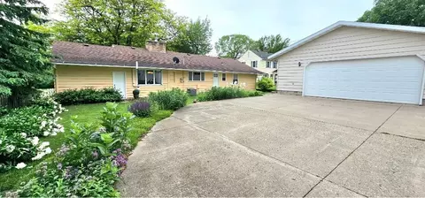 Exterior - 505 E 3rd St, Morris, MN 56267 photo 8 of 13