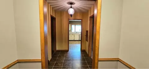 Entry Way - 505 E 3rd St, Morris, MN 56267 photo 2 of 5