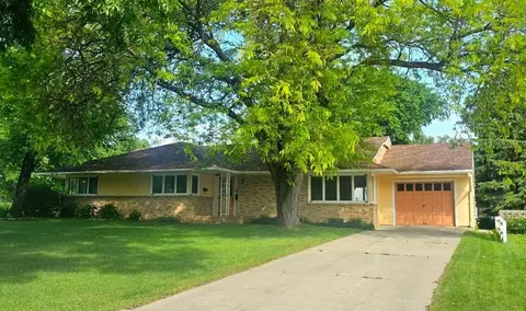 Exterior - 505 E 3rd St, Morris, MN 56267 photo 13 of 13