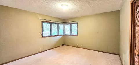 Bedroom - 505 E 3rd St, Morris, MN 56267 photo 3 of 6