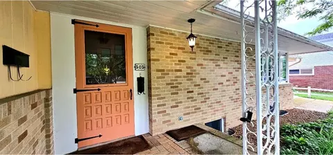Exterior - 505 E 3rd St, Morris, MN 56267 photo 3 of 13
