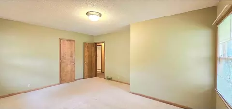 Bedroom - 505 E 3rd St, Morris, MN 56267 photo 2 of 6