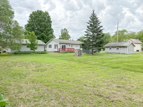 Exterior - 502 Robert St N, Clarissa, MN 56440 photo 5 of 12