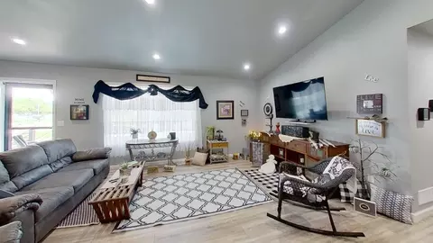 Living - 408 N Main St, Hendricks, MN 56136 photo 1 of 1