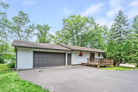 Exterior - 2057 Summit Dr, Cushing, MN 56443 photo 4 of 7