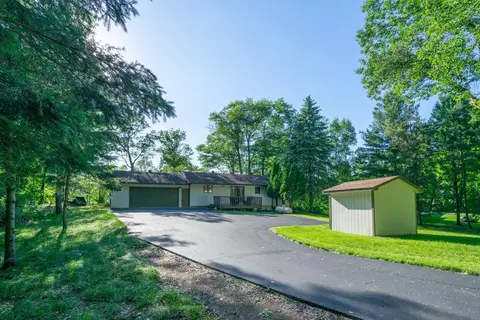 Exterior - 2057 Summit Dr, Cushing, MN 56443 photo 1 of 7