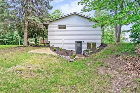Exterior - 2057 Summit Dr, Cushing, MN 56443 photo 6 of 7