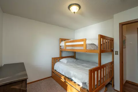 Bedroom - 2057 Summit Dr, Cushing, MN 56443 photo 5 of 6
